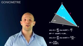 Goniometrie  het bewijs en gebruik van de sinusregel  WiskundeAcademie [upl. by Garaway]