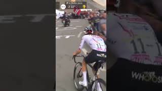 🧨Le coup de fusil signé Pogacar au sommet du Galibier shorts cycling [upl. by Lashondra]