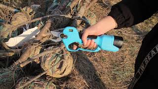 Swansoft 8610 28mm cordless electric pruning shears cutting branches video [upl. by Petronille]