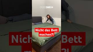 Bett morgens machen oder besser nicht 🛏️ shorts bettwäsche schlafzimmer [upl. by Aillemac]