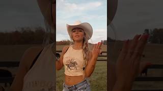 One of my fav country songs🤠 jasonaldean shescountry countrymusic dance countryvibes [upl. by Shermie]