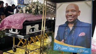 Ukufika kwesidumbu sikaBeekay Mchunu  Beekay Funeral [upl. by Kirenoj]