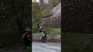 NEVER GIVE UP  JUMP AND HUGE WET WALL PRACTICE  Montesa 301 motivation trials honda extreme [upl. by Aynwad]