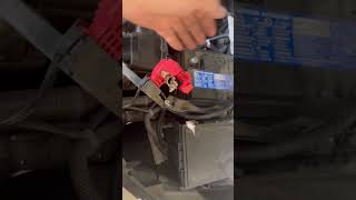 DIY Honda CRV battery replacement [upl. by Curley25]