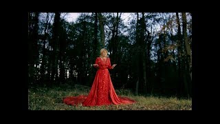 Googoosh  Ajab Jaei Official Music Video 4K [upl. by Roxana953]