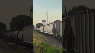 BNSF 3814 rolls through Dekalb Illinois bnsf [upl. by Leunamesoj911]