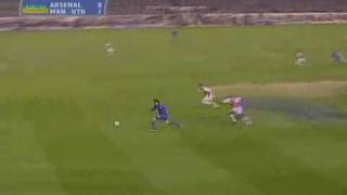 Ruud van Nistelrooy scores against Arsenal at Highburymp4 [upl. by Yrtsed]