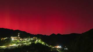 TIMELAPSE AURORA BOREALE IN ITALIA  1011 OTTOBRE 2024 [upl. by Justus]