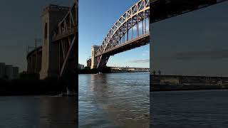 Boat turning around in the East River [upl. by Nohsar]