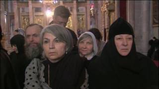 Thousands gather to see restored site of Jesus’s tomb in Church of the Holy Sepulchre Mar 22 2017 [upl. by Ches]