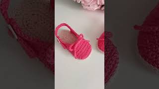 Te Encantara 😍Teje estas bellas alpargatas Fácil y Rápido Patrón de Ganchillo tejido crochet [upl. by Llenram]