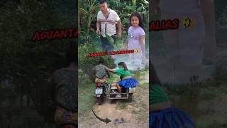 Las chanclas de mi abuela 🤣😂 funny abuelas chistosa nietos reelsindia reelstailandia [upl. by Eenad]