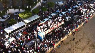 Les joueurs du MCA ont défilé bab el oued avec la coup 03052014 [upl. by Greenwald692]