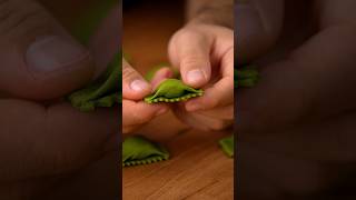 ⬇️ Preparando um delicioso Agnolotti del Plin com recheio de ricota parmesão [upl. by Nylirad]