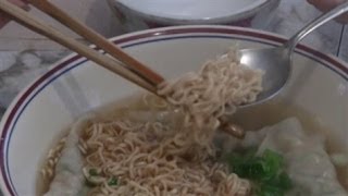 Why Ramen Noodles Delicious With Chinese Dumplings [upl. by Hasen384]