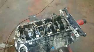 Range rover p38 v8 engine rebuild [upl. by Yerhpmuh]