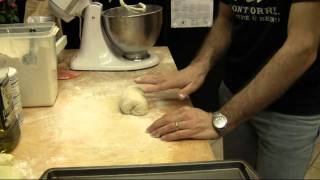 La Video Ricetta della Focaccia col Formaggio [upl. by Martz]