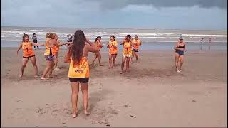 clase de Mikü Fitdance en la costa las toninas [upl. by Klara]