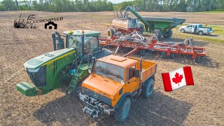 Seeding Canada 2018  Heupel Farm  John Deere 9560RT  Sunflower 9930  Quadtrac  Fendt  Unimog [upl. by Ymma]