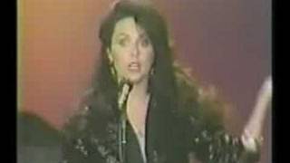 Sarah Brightman Capped Teeth And Caesar Salad [upl. by Houser]