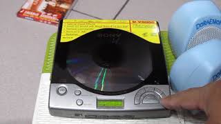 SONY DV8000 portable video cd player test [upl. by Gomez384]