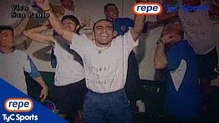 El plantel de Boca cantó contra los dirigentes en el vestuario de Brasil Libertadores 2001 [upl. by Martella]