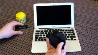 How to clean a laptop screen Apple MacBook Air IPA Isopropyl Alcohol  Radtech Screensavrz [upl. by Ludewig]