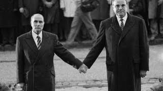 Les grandes dates de la réconciliation francoallemande 4  Mitterrand et Kohl à Verdun [upl. by Jessalin]