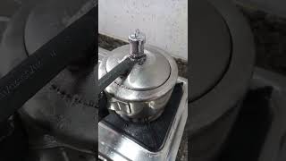 Pressure cooker blast with big whistle  whistle sound of Pressure cooker  Hawkins pressure cooker [upl. by Thora]