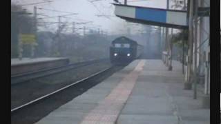 CoimbatoreRajkot Express at Umroli [upl. by Ellehcyt]