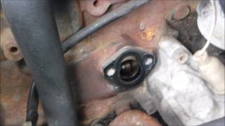 Audi 80 B2 Kraftstoffpumpe erneuernReplace fuel pump [upl. by Gayn]