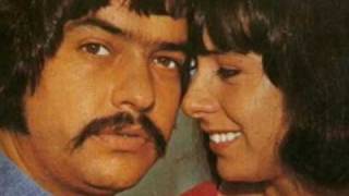 Débora Duarte e Antônio Marcos  Especial de Rádio 1982 2º de 5 [upl. by Colwin]