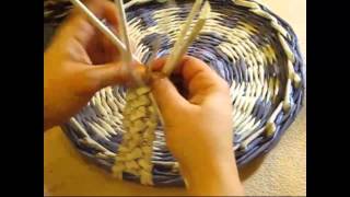 Weaving holders from newspapers Part 3 [upl. by Weksler]