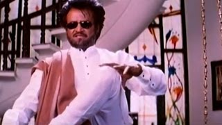 Narasimha Movie  Rajanikanth Stylish Action at Ramya Krishnas House [upl. by Nemajneb]