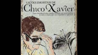 Livro Espírita Lições Imortais de Chico Xavier  A Luz do Espiritismo [upl. by Adnirual]