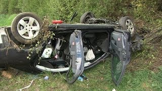 Zwei Schwerverletzte bei Unfall auf A 49 [upl. by Ynot315]