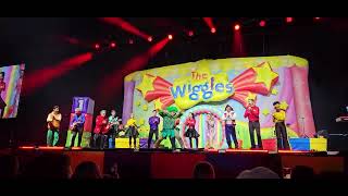 Rattlin Bog – The Wiggles Wiggle and Learn Tour Perth 2024 [upl. by Ytsrik]