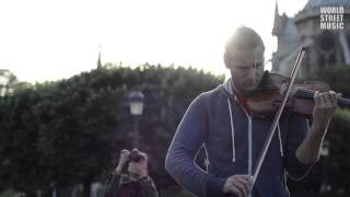 Amazing Street Violinist David Vinitzki Paris [upl. by Valdis]