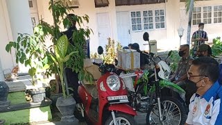 DetikDetik Penyerahan Motor Untuk Serda Jeny amp Amor [upl. by Angela]