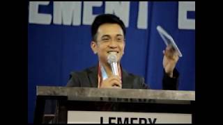 Funniest Inspirational Graduation Speech by a Filipino Motivational Speaker in the Philippines [upl. by Cato526]