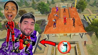 RETO CAMPERO CON LAS PAREDES PEQUEÑAS EN FREEFIRE 😱 IMPOSIBLE [upl. by Tullusus60]