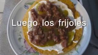 Tostadas de pollo [upl. by Gerson694]