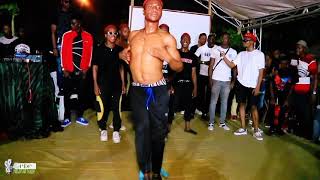 Ramses tikaya fait le show du bougement dance au parados chicha a port Bouet [upl. by Iblehs]