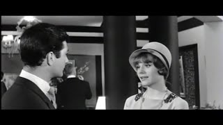 Françoise Dorléac  Arsène Lupin contre Arsène Lupin Part 1 of 4 [upl. by Drofxer]