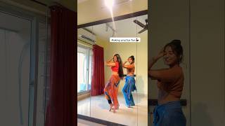 Bellydancing on Pyaar do pyaar lo 🎶💃🏻 dance bellydancing shorts orientaldancewithleena [upl. by Zendah]