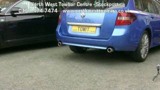 Towbar Video  Laguna 3 Westfalia Detachable [upl. by Rosco]