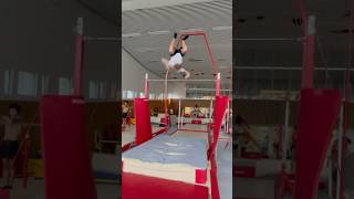 Combien d’essais  music art synthwave love artist crazy agility flip defi trampoline [upl. by Haldis]