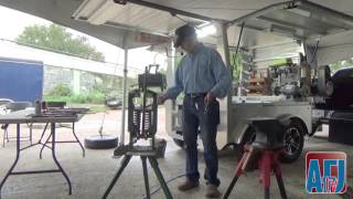 Farrier Quick Takes Roy Bloom Are You Properly Using Tongs [upl. by Matland]