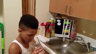 Demarjay Smith Drinks Kangen Water [upl. by Tabber]