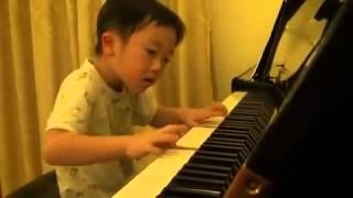 PIANISTA ASOMBROSO DE 4 AÑOS DE EDAD [upl. by Benoite]